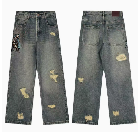 Derschutze Distressed Radiant Embroidery Straight-Leg Jeans